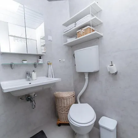 Mario Apartman *
